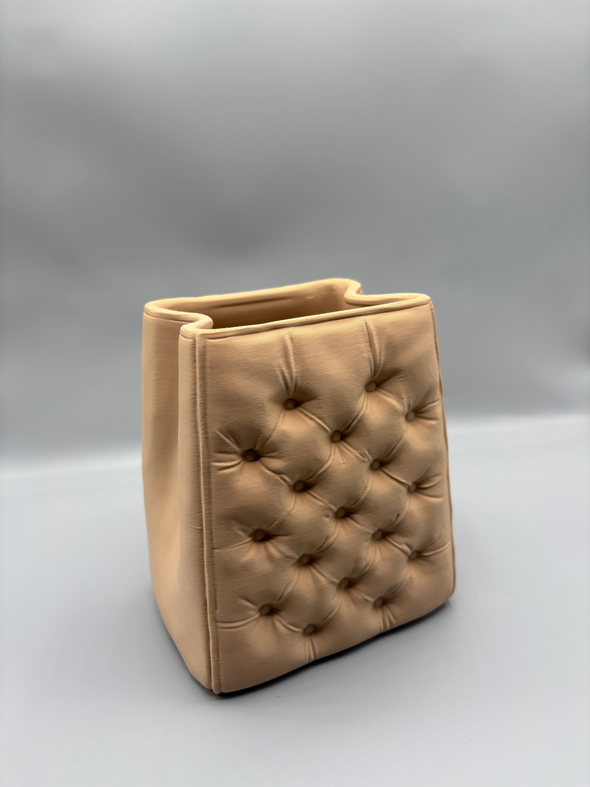 Tufted Makeup Brush & Desk Organiser — example colour. Includes: One finished printed item; display accessories excluded. Approximate dimensions (Width × Depth × Height): 1 supplied: 131.7 × 108.4 × 139.7 mm.