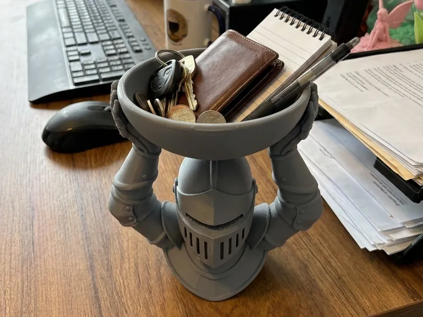 Knight Catchall Tray — example colour. Includes: One finished printed item; display accessories excluded. Approximate dimensions (Width × Depth × Height): 1 supplied: 179.7 × 137.2 × 177.8 mm.
