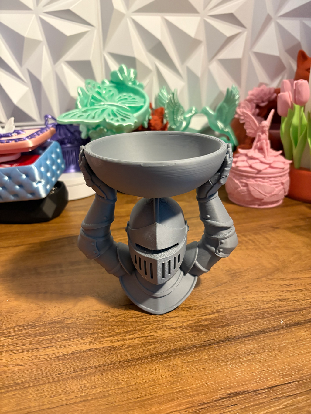 Knight Catchall Tray — example colour. Includes: One finished printed item; display accessories excluded. Approximate dimensions (Width × Depth × Height): 1 supplied: 179.7 × 137.2 × 177.8 mm.