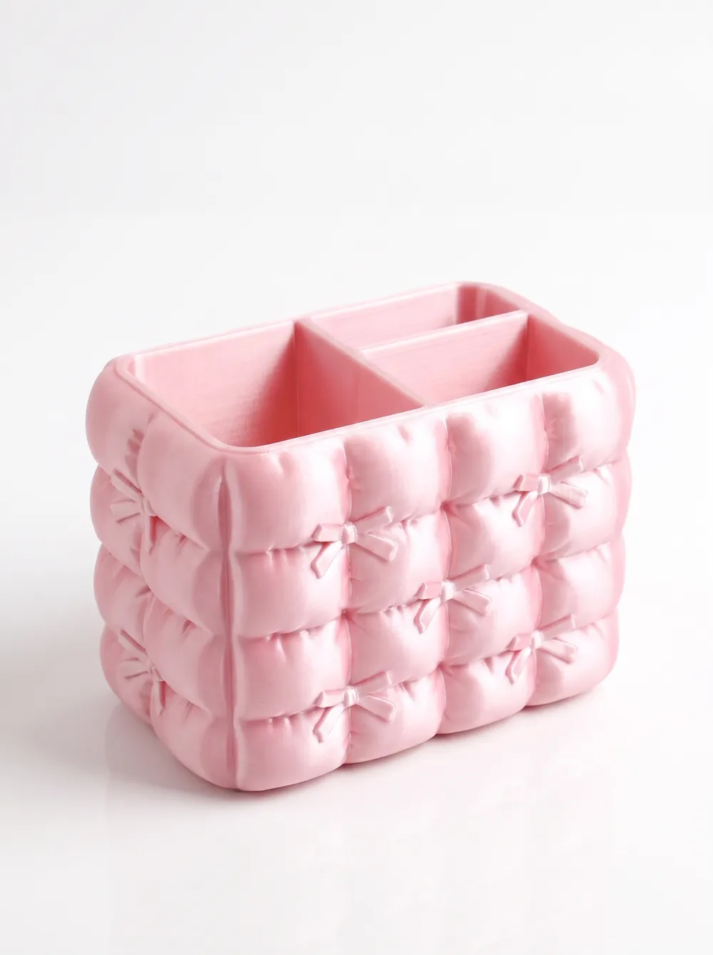 Quilted Bow Brush & Desk Organiser — example colour. Includes: One finished printed item; display accessories excluded. Approximate dimensions (Width × Depth × Height): 1 supplied: 177.8 × 117.8 × 114.6 mm.