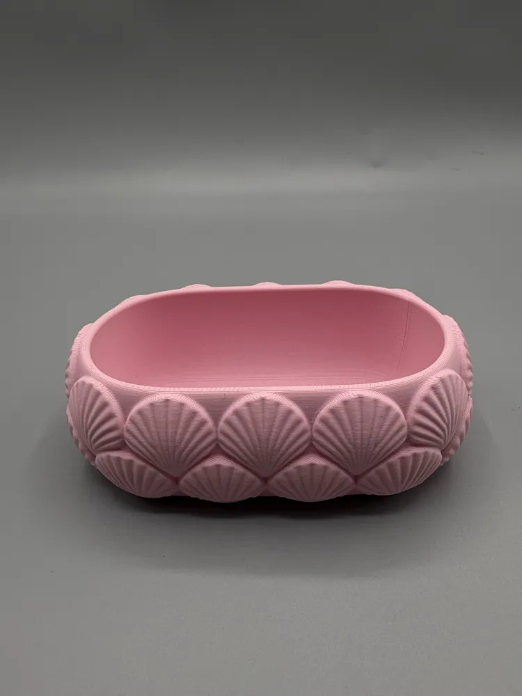 Scallop Pattern Oval Catchall Dish — example colour. Includes: One finished item supplied; display accessories are excluded. Approximate dimensions (Width × Depth × Height): 1 supplied: 127 × 75.3 × 45.2 mm.