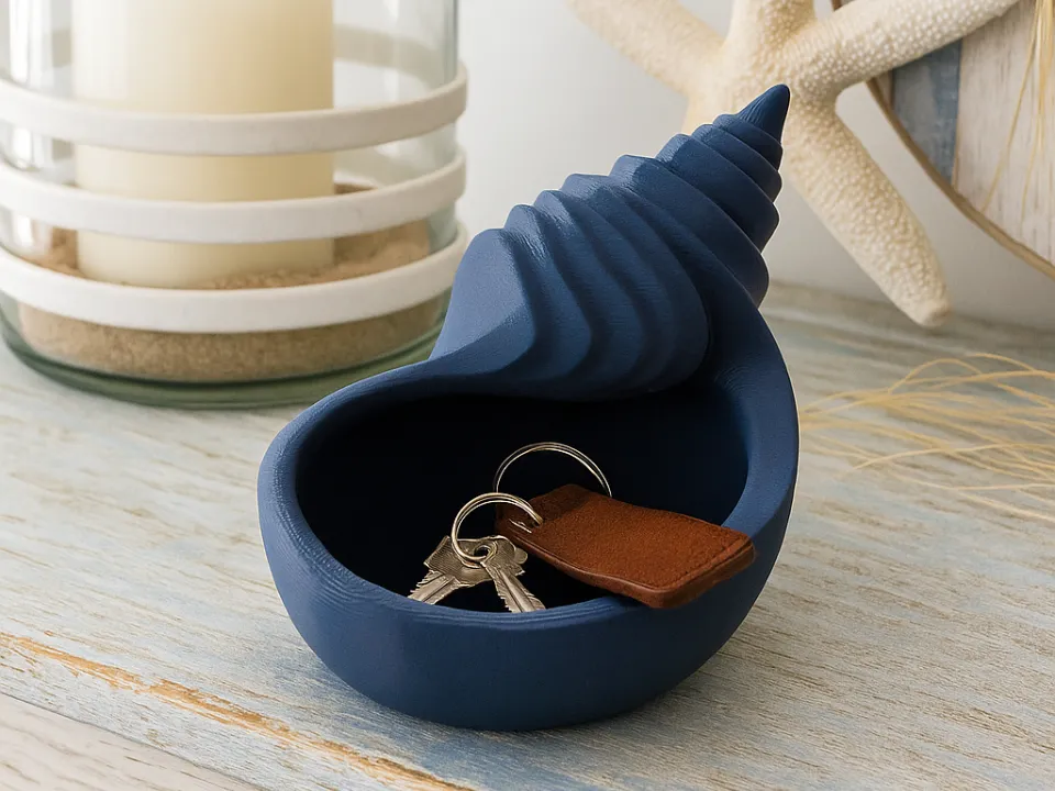 Smooth Spiral Seashell Catchall Tray — example colour. Includes: One finished item supplied; display accessories are excluded. Approximate dimensions (Width × Depth × Height): 1 supplied: 125.5 × 114.3 × 134.3 mm.