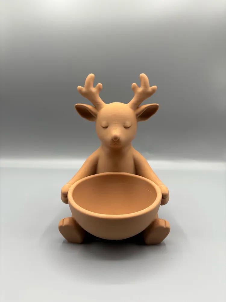 Minimal Reindeer Holiday Catchall Bowl — example colour. Includes: One finished item supplied; display accessories are excluded. Approximate dimensions (Width × Depth × Height): 1 supplied: 110.3 × 83.2 × 127 mm.