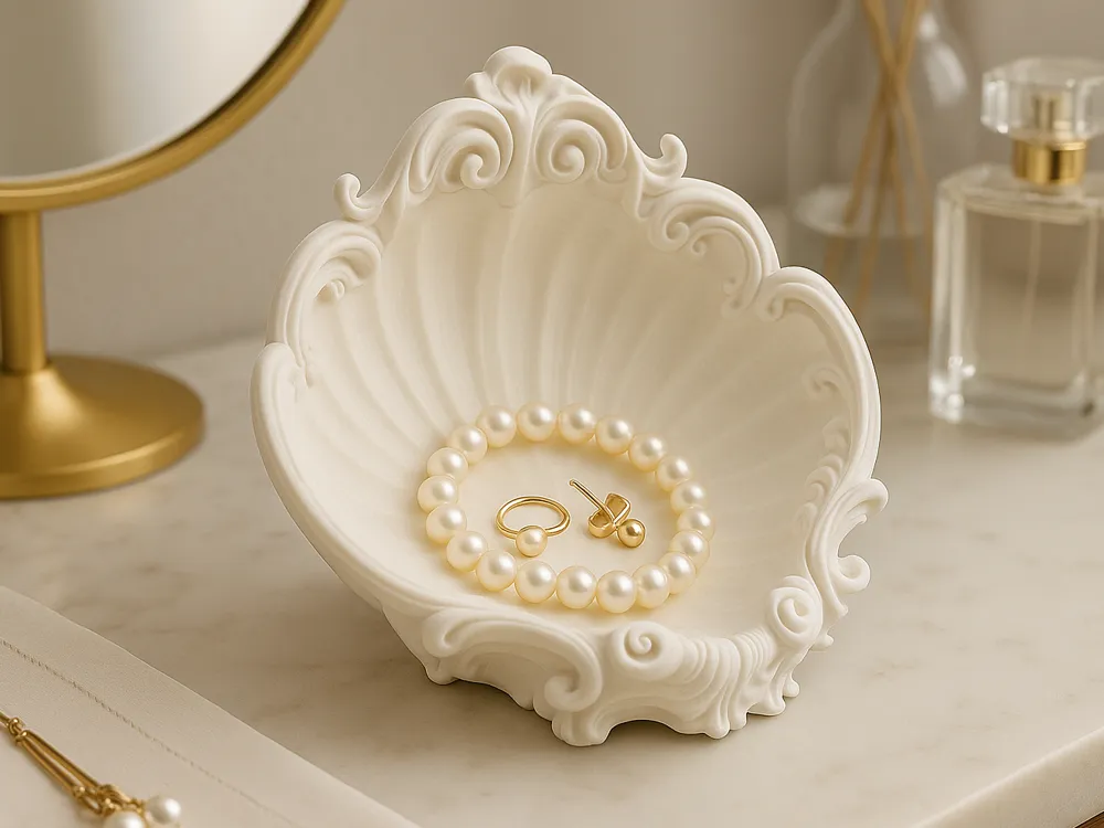 Baroque Shell Jewellery Dish — example colour. Includes: One finished item supplied; display accessories are excluded. Approximate dimensions (Width × Depth × Height): 1 supplied: 119.9 × 105.3 × 101.6 mm.