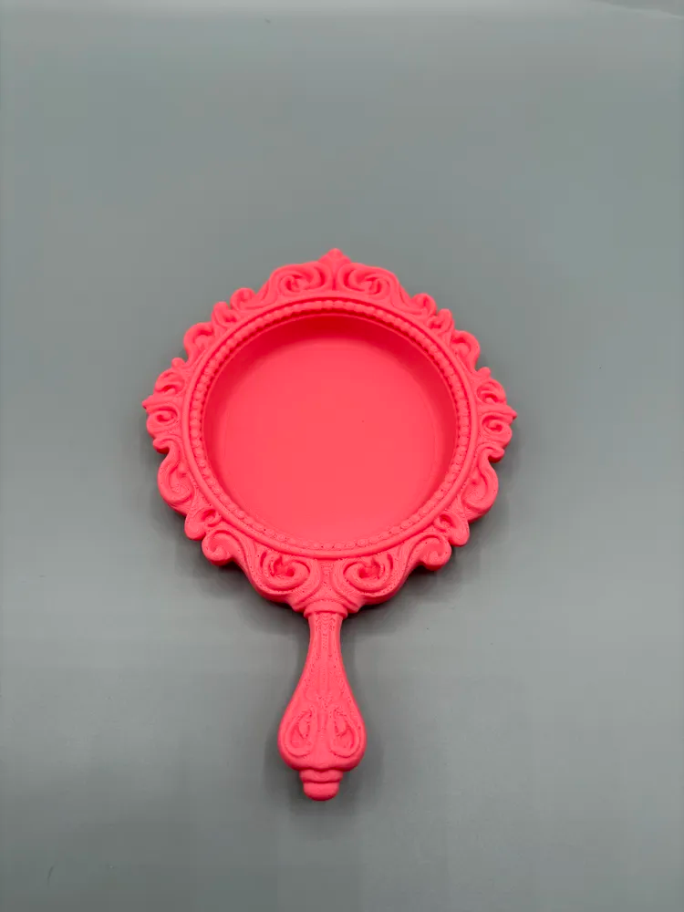 Baroque Scrollwork Catchall Tray — example colour. Includes: One finished item supplied; display accessories are excluded. Approximate dimensions (Width × Depth × Height): 1 supplied: 182.9 × 132.3 × 25.4 mm.