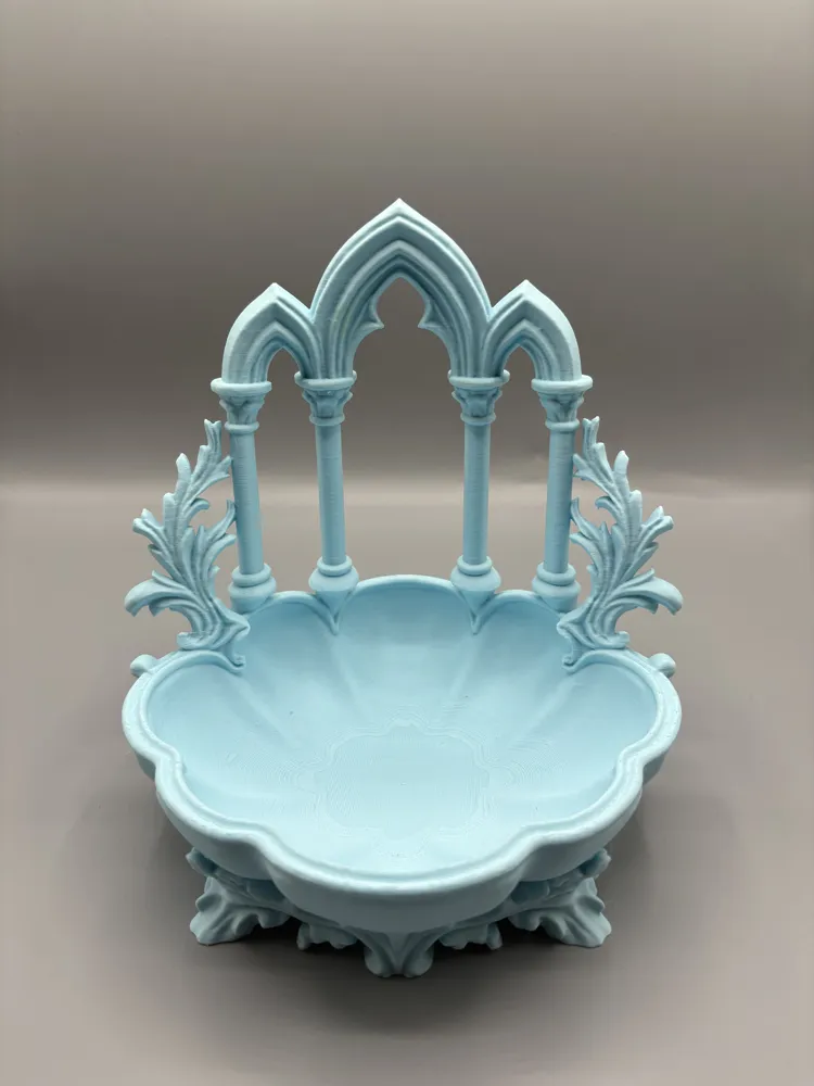 Leaf Accent Gothic Arch Catchall Bowl — example colour. Includes: One finished item supplied; display accessories are excluded. Approximate dimensions (Width × Depth × Height): 1 supplied: 152.4 × 146.3 × 168.9 mm.