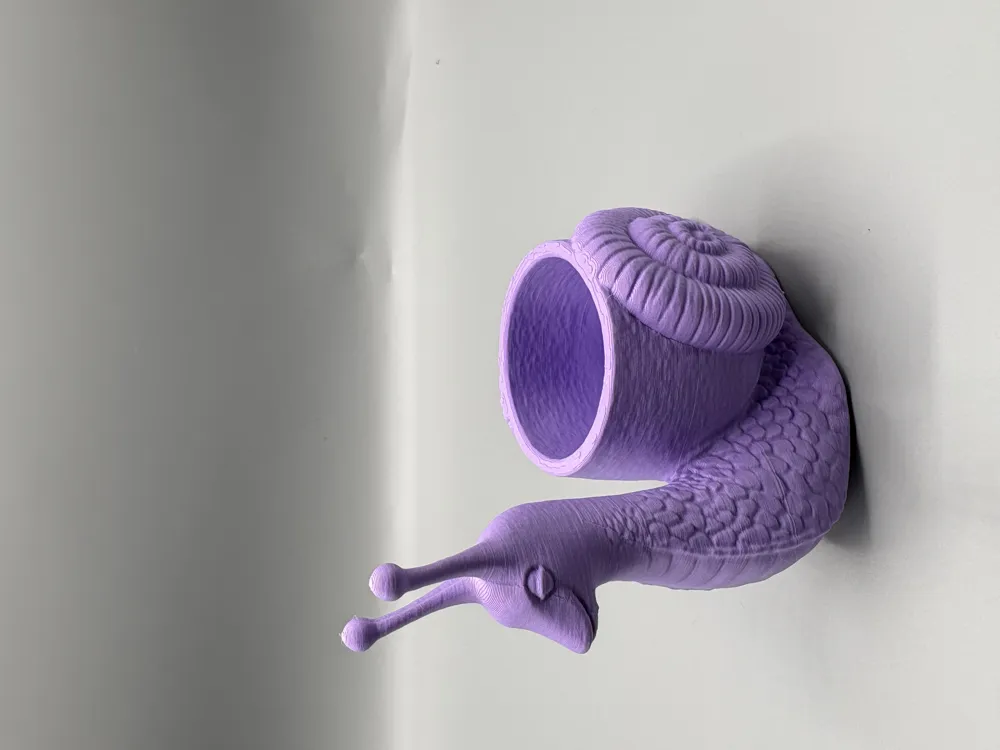 Snail Decorative Succulent Planter — example colour. Includes: One finished item supplied; display accessories are excluded. Approximate dimensions (Width × Depth × Height): 1 supplied: 155.1 × 90.9 × 152.4 mm.