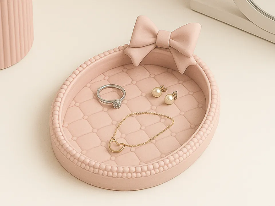 Quilted Coquette Bow Jewellery Holder — example colour. Includes: One finished item supplied; display accessories are excluded.