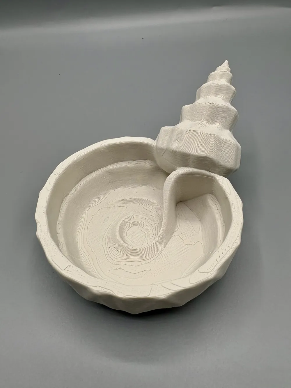 Faceted Spiral Shell Jewellery Tray — example colour. Includes: One finished item supplied; display accessories are excluded. Approximate dimensions (Width × Depth × Height): 1 supplied: 177.8 × 125.4 × 78 mm.