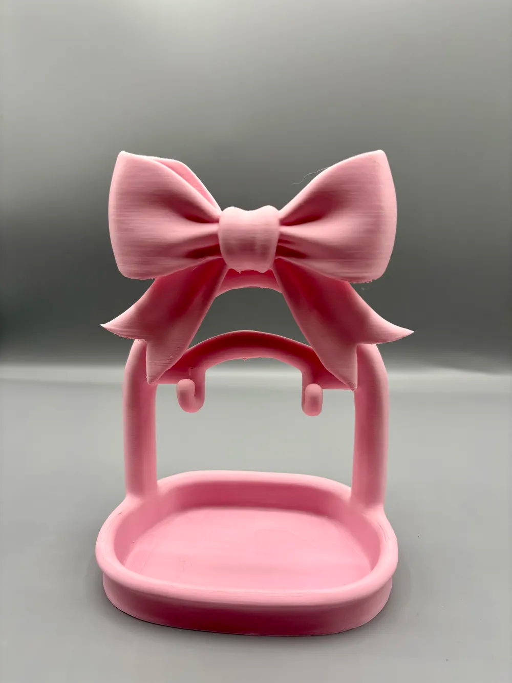 Entryway Bow Key Catchall Tray — example colour. Includes: One finished item supplied; display accessories are excluded. Approximate dimensions (Width × Depth × Height): 1 supplied: 113.3 × 88 × 151.1 mm.