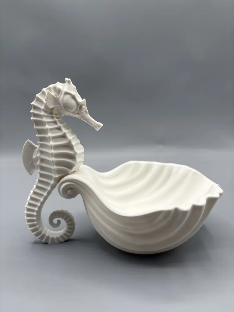 Seahorse & Scallop Shell Jewellery Dish — example colour. Includes: One finished item supplied; display accessories are excluded. Approximate dimensions (Width × Depth × Height): 1 supplied: 161 × 120.8 × 141.8 mm.
