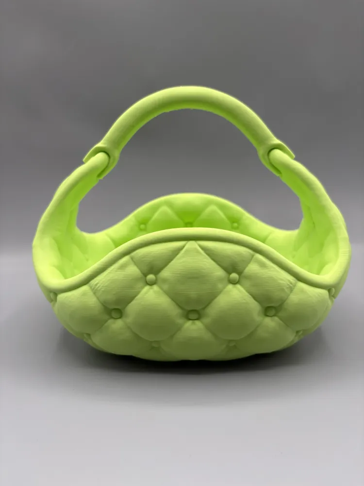 Tufted Easter Basket with Hinged Handle — example colour. Includes: One finished item supplied; display accessories are excluded. Approximate dimensions (Width × Depth × Height): 1 supplied: 203.2 × 152.4 × 162.9 mm.