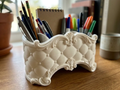 Baroque Tufted Stationery Desk Caddy — example colour. Includes: One finished item supplied; display accessories are excluded. Approximate dimensions (Width × Depth × Height): 1 supplied: 190.5 × 115.6 × 109.1 mm.