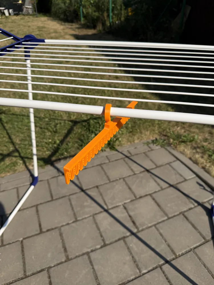 Sock Drying Hanger — example colour. Includes: one sock drying hanger.