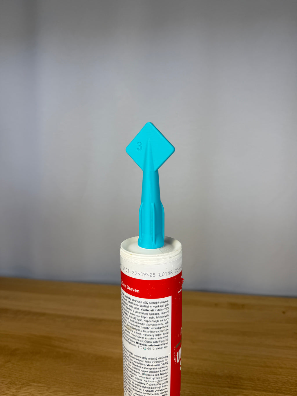 Reverse view of example R3 printed nozzle fitted to a separate cartridge