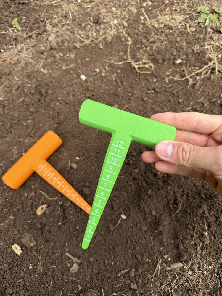 Seed Planter Tool — example colour. Includes: one seed planter tool.