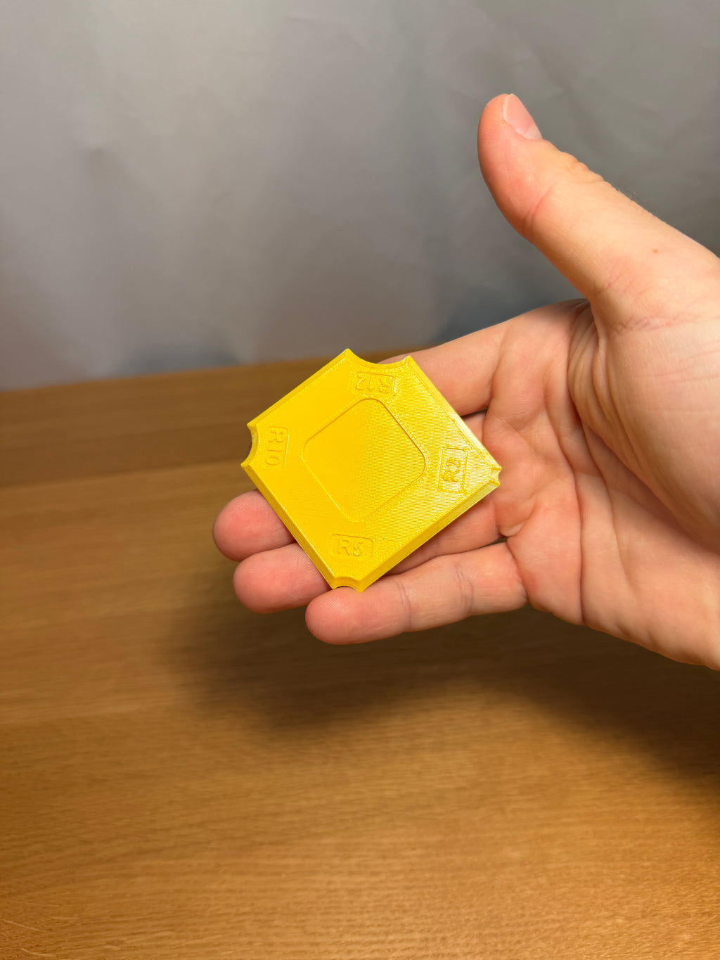 Silicone Spreader — individual plate detail from the same supplied six-plate set. Creator design example; colour may differ.