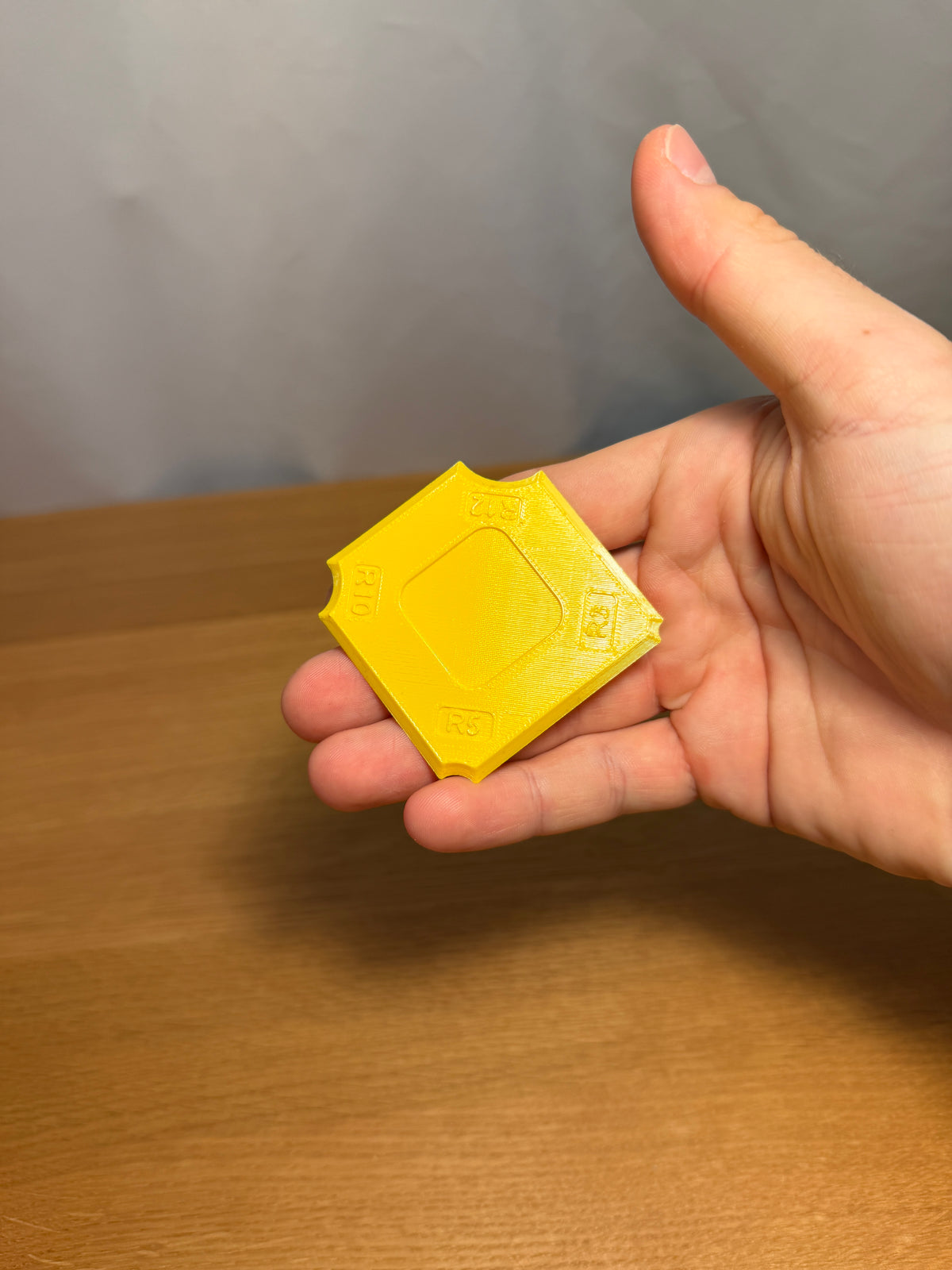 Silicone Spreader — individual plate detail from the same supplied six-plate set. Creator design example; colour may differ.